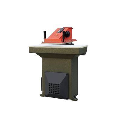 Machine de coupe de cuir à bras pivotant de petite taille avec une capacité de poids de 750 kg