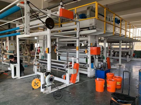 Machine à bronzer des feuilles d'aluminium avec une capacité de 8000 kg et une tension de 380V/220V / personnalisée