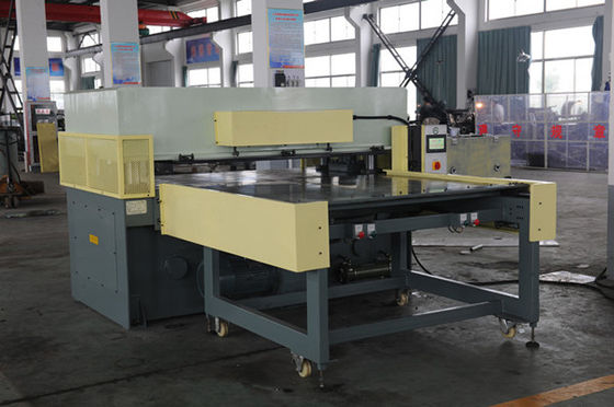 Machine de découpe à la matrice pour usine de fabrication personnalisée