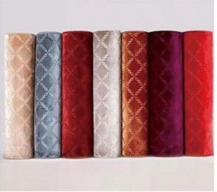 Ligne de production automatique de tapis laminés en mousse avec fonction de découpe et de gravure