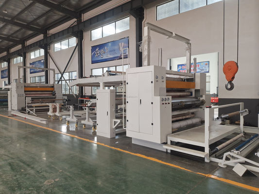 9900mm*3300mm*3200mm Machine de laminage de colle à fusion chaude sans solvant PUR pour les tissus de lit