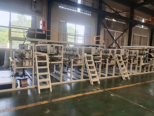 Machine de laminage de revêtement à pulvérisation de colle et de pulvérisation à froid pour les besoins personnalisés