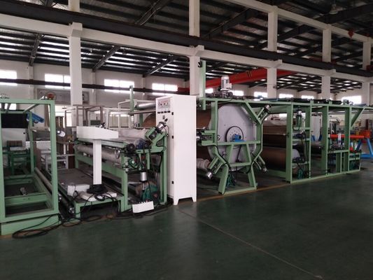 Machine de laminage à base d'huile pour la production de tapis à grande vitesse