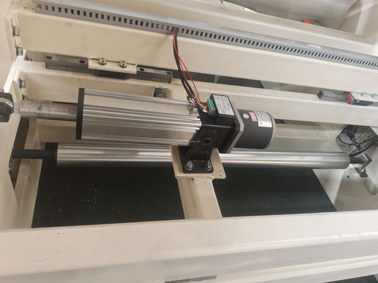 Machine de stratification à pulvérisation à chaud idéale pour les matériaux de canapé et de rideau